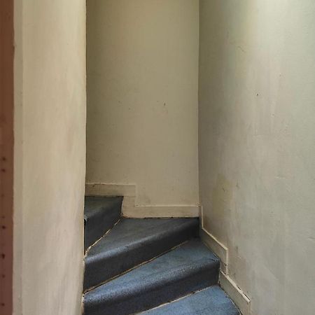 Roomate Near Paris Сен-Дени Экстерьер фото